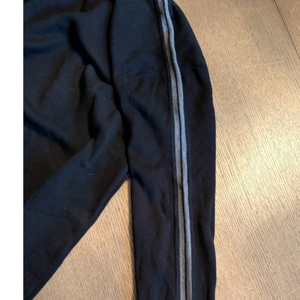 Banana Republic Mens XL Black Turtleneck Sweater Grey Side Stripe racing